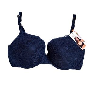 Push up bra medium lift plunge neckline In navy blue lace 40D underwire NWT